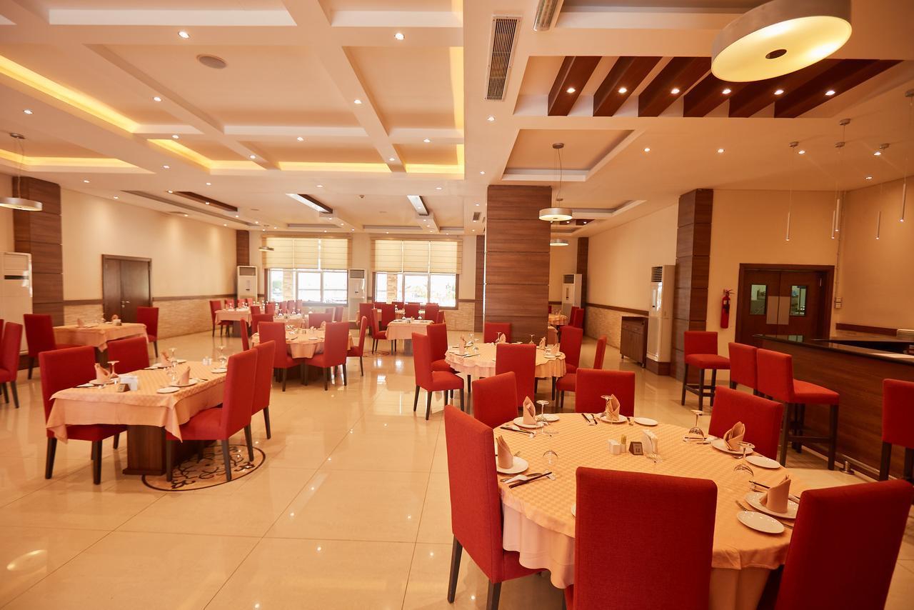 Bristol Palace Hotel Кано Екстериор снимка